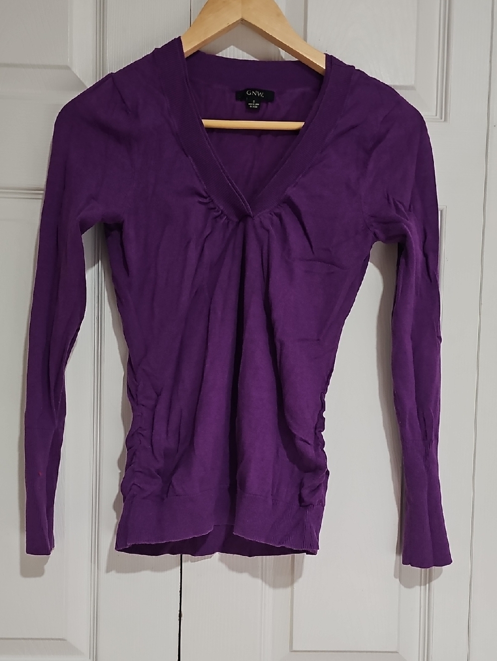 💜 GNW Purple Ruched V-Neck Long Sleeve Top 💜